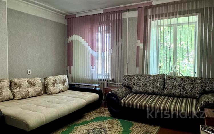2-комнатная квартира · 51 м² · 1/4 этаж, мкр Новый Город, Мкр Новый Город, улица Абая 43 — На пересечении Абая/Гоголя за 20 млн ₸ в Караганде, Казыбек би р-н — фото 2