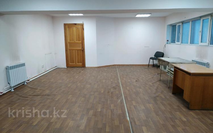 Свободное назначение, офисы • 60 м² за 250 000 〒 в Караганде, Казыбек би р-н — фото 11