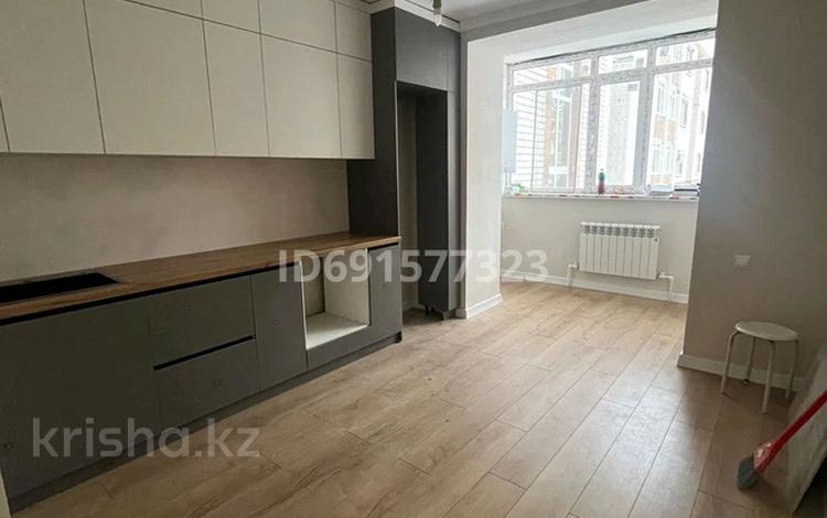 2-комнатная квартира, 65 м², 3/5 этаж, мкр. Алтын орда, Тауелсиздик 7Г