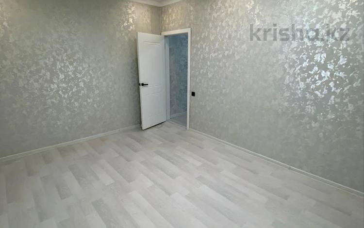 1-бөлмелі пәтер · 40 м² · 9/9 қабат, мкр Аксай-2, бағасы: 25.6 млн ₸ в Алматы, Ауэзовский р-н — фото 2