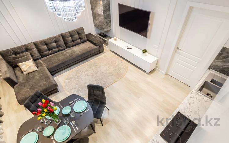 3-комнатная квартира · 160 м² · 20/21 этаж, Аль-Фараби 21 за 50 000 ₸ в Алматы, Бостандыкский р-н — фото 45