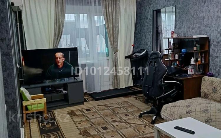 2-бөлмелі пәтер · 42 м² · 4/5 қабат, Чернышевского 95, бағасы: 7 млн ₸ в Темиртау — фото 2