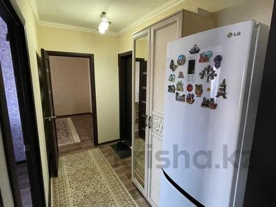 2-комнатная квартира · 49 м² · 4/5 этаж, мкр 11 за 22 млн ₸ в Актобе