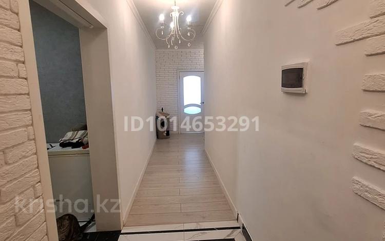 3-комнатная квартира · 80 м² · 7/19 этаж, Момышулы 15/3 за 34.9 млн ₸ в Астане, Алматы р-н — фото 2