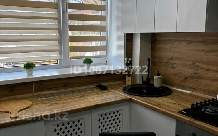 1-бөлмелі пәтер · 40 м² · 1/1 қабат, Даулеткерей 46, бағасы: 18 млн ₸ в Уральске — фото 18