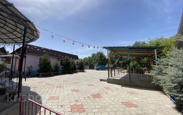 Жеке үй · 6 бөлме · 375 м² · 10 жүзд., Азаттык 11Б, бағасы: 208 млн ₸ в Алматы, Алатауский р-н — фото 2