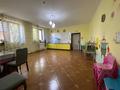 Жеке үй · 6 бөлме · 375 м² · 10 жүзд., Азаттык 11Б, бағасы: 208 млн ₸ в Алматы, Алатауский р-н — фото 11