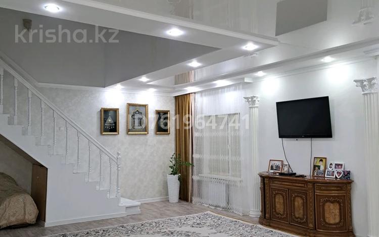 Часть дома · 7 комнат · 290 м² · 8 сот., мкр. Зачаганск пгт, Шарабасова 13 — Жангирхан шарабасова за 600 000 ₸ в Уральске — фото 2