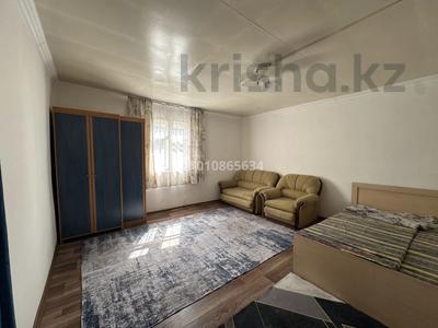 2-бөлмелі пәтер · 60 м² · 1 қабат, Белорусская — Ниже Ташкентского- Назарбаева, бағасы: 250 000 ₸ в Алматы, Жетысуский р-н