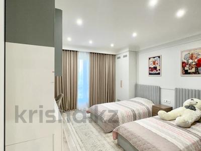 3-бөлмелі пәтер · 135 м² · 4/7 қабат, Мкр. Мирас 157/3, бағасы: 155 млн ₸ в Алматы, Бостандыкский р-н