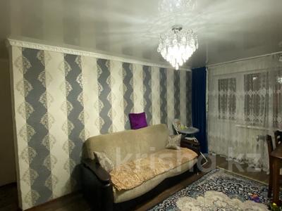 3-комнатная квартира, 58 м², 2/5 этаж, Гашека 17а за 17.8 млн 〒 в Петропавловске