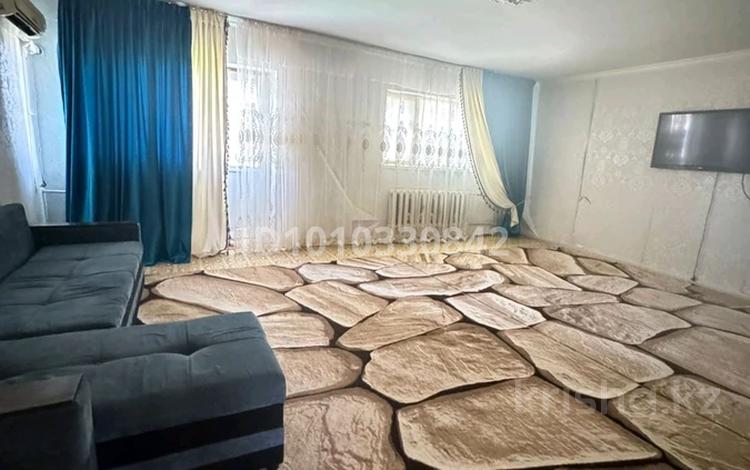 3-комнатная квартира · 115 м² · 5/5 этаж, Коктем 1а — 1подьезд за 12 млн ₸ в Жанаозен — фото 2