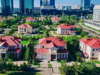 Отдельный дом · 7 комнат · 530 м² · 10 сот., Кунаева Дипломатический городок за 7 млн ₸ в Астане, Есильский р-н