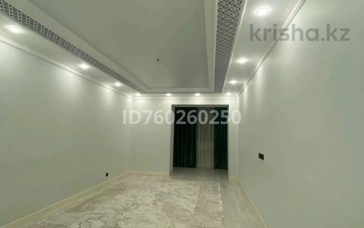 4-комнатная квартира · 122.2 м² · 7/9 этаж, мкр. Алтын орда, Молдагуловой — проспект Алии Молдагуловой за 65 млн ₸ в Актобе — фото 8