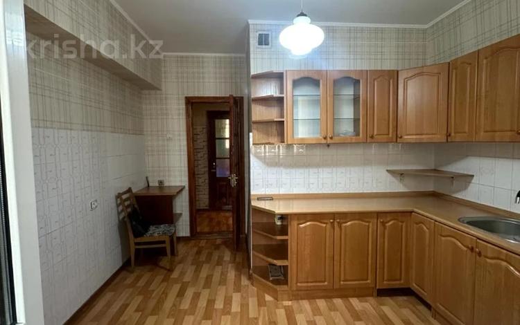 2-комнатная квартира · 54 м² · 5/5 этаж, мкр Жетысу-4 за 38 млн ₸ в Алматы, Ауэзовский р-н — фото 2