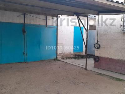 Гараж · 45 м² · Берекет 1 — Пересчение район Москва-Болашақ-Сельмаш, бағасы: 100 000 〒 в Актобе, мкр Москва