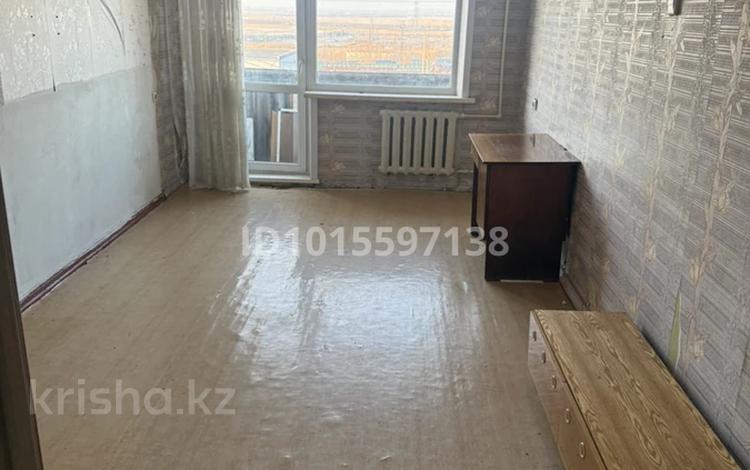 2-комнатная квартира · 44 м² · 4/5 этаж, 15 микрорайон 2 за 7.5 млн ₸ в Караганде, Алихана Бокейханова р-н — фото 2