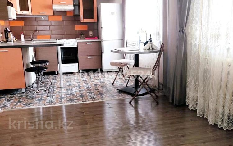 1-бөлмелі пәтер · 50 м² · 12/12 қабат, Самал-1 ш/а. 31 — Мендыкулова-Жолдаспекова, бағасы: 395 000 ₸ в Алматы, Медеуский р-н — фото 2