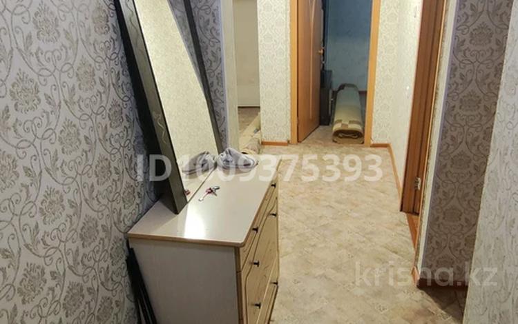 4-комнатная квартира · 80 м² · 1/5 этаж, Михаэлиса 8/1 — Космическая Абая за 200 000 〒 в Усть-Каменогорске, Ульбинский — фото 2