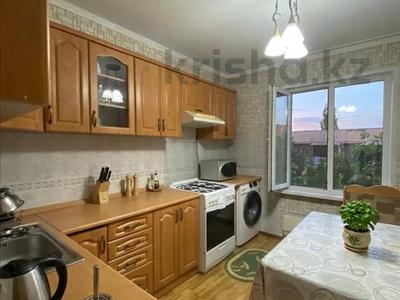 4-комнатная квартира · 86 м² · 5/5 этаж, Жандосова за 55 млн ₸ в Алматы, Бостандыкский р-н