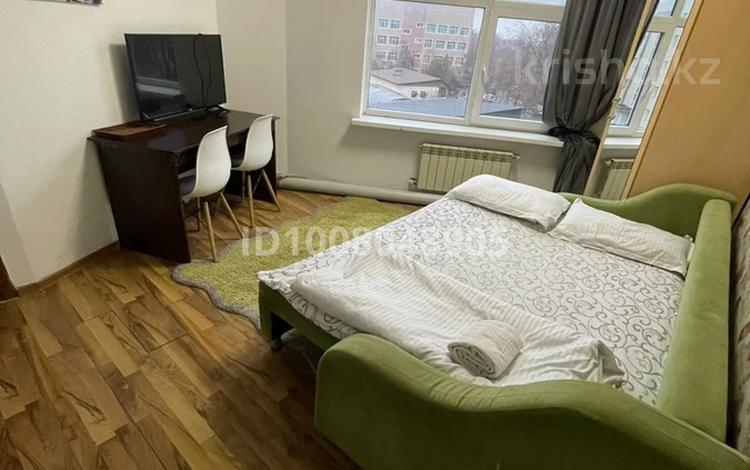 1-бөлмелі пәтер · 15 м² · 3/3 қабат, мкр №2 55Б — Улугбека Алтынсарина, бағасы: 10 000 ₸ в Алматы, Ауэзовский р-н — фото 24