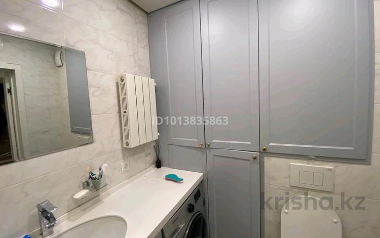 1-бөлмелі пәтер · 33 м² · 4/5 қабат, Б.Момышұлы 82, бағасы: 11 млн ₸ в Экибастузе — фото 3