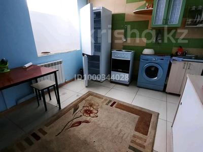 2-комнатная квартира · 44 м² · 1/5 этаж, 4 микрорайн 7 — Торговый дом Центр за 6.8 млн ₸ в Риддере
