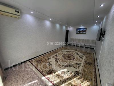 2-комнатная квартира · 75.3 м² · 7/9 этаж, ул. Бокенбай Батыра за 22 млн 〒 в Актобе, мкр Авиатор