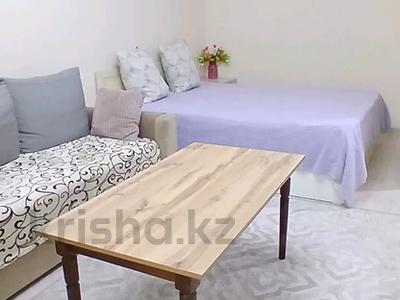 1-бөлмелі пәтер · 35 м² · 1 қабат, 27-й мкр 74, бағасы: 2 000 〒 в Актау