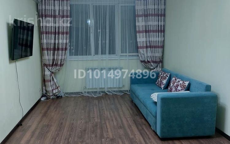 1-бөлмелі пәтер · 50 м² · 10/12 қабат, Егизбаева — Егизбаева баумана, бағасы: 300 000 ₸ в Алматы, Бостандыкский р-н — фото 2