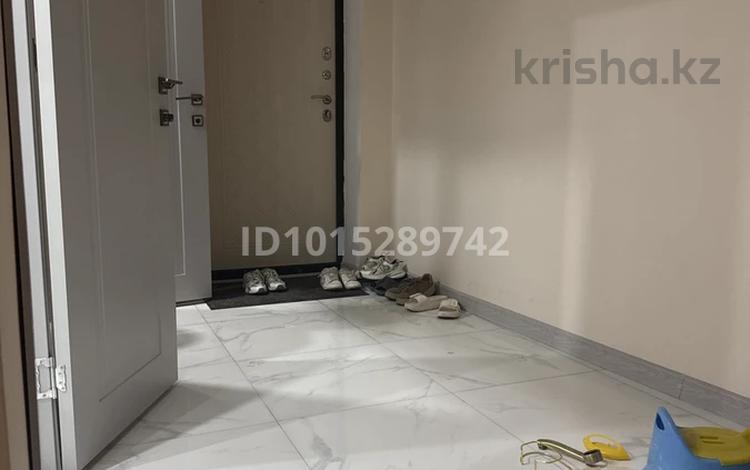 2-комнатная квартира · 81 м² · 3/6 этаж, Авангард 2 микрорайон 6В — Авангард 2 мкр 6 В за 250 000 ₸ в Атырау, мкр Авангард-2 — фото 2