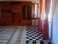 Үйдің бір бөлігі · 3 бөлме · 60 м², Берденова б/н, бағасы: 50 000 ₸ в  — фото 2