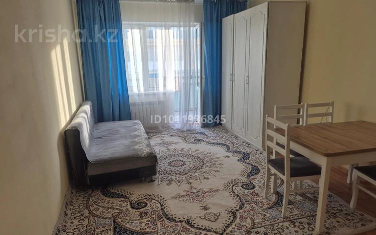 1-бөлмелі пәтер · 36 м² · 15/17 қабат, ул. Кенена Азербаева 47, бағасы: 200 000 ₸ в Астане, Сарайшык р-н — фото 2