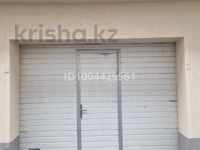 Гараж · 27.2 м² · Бейбитшилик 43 — Дукенулы, бағасы: 81 600 ₸ в Астане, Сарыарка р-н
