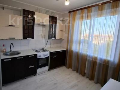 2-комнатная квартира · 50.8 м² · 8/9 этаж, мкр 4 10А за 18.9 млн ₸ в Уральске