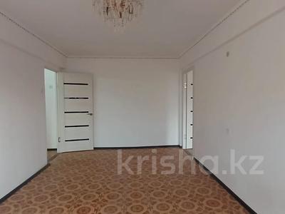 Продажа квартир в Атырауской обл.: 3-комнатная квартира · 58 м² · 2/5 этаж, Привокзальная 20 за 14 млн 〒 3-комнатная квартира · 58 м² · 2/5 этаж, Привокзальная 20 за 14 млн 〒 в Атырау, мкр Привокзальный-3