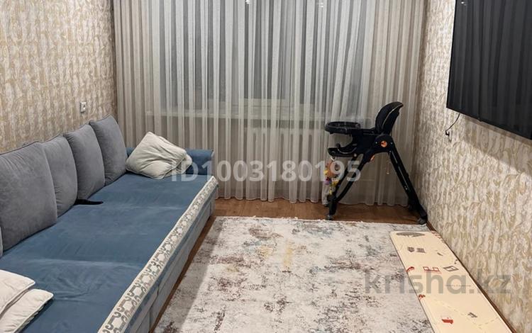 3-комнатная квартира · 63 м² · 2/5 этаж, Бозтаева 5 за 23.5 млн 〒 в Семее — фото 2