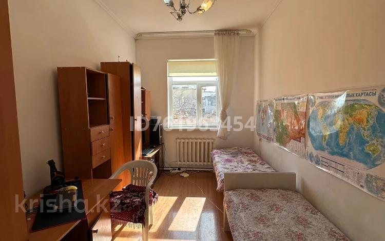 Отдельный дом · 6 комнат · 200 м² · 12 сот., А.Кудабаева — Кыдырова за 37 млн 〒 в  — фото 9