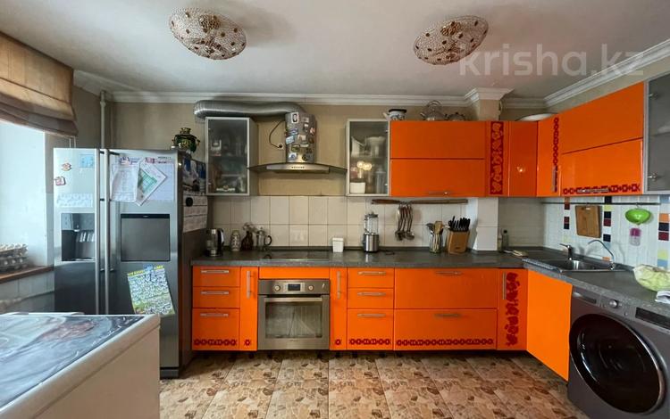 6-комнатная квартира · 150 м² · 4/10 этаж, Максима Горького 55 за 54 млн ₸ в Павлодаре — фото 23