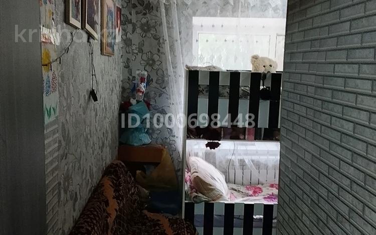2-бөлмелі пәтер · 30 м² · 1/5 қабат, Карасай батыра 34 — Находит рядом с школой №6, бағасы: 18 млн ₸ в Талгаре — фото 5