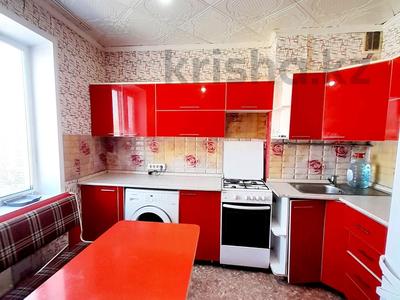 2-комнатная квартира · 48 м² · 5/5 этаж, Юность 79 за 14.2 млн ₸ в Семее