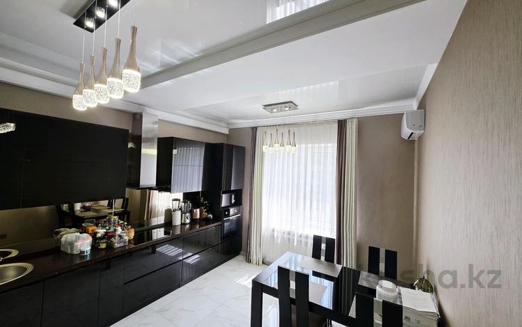 3-бөлмелі пәтер · 110 м² · 17/17 қабат, Аль-Фараби, бағасы: 800 000 ₸ в Алматы, Бостандыкский р-н — фото 2