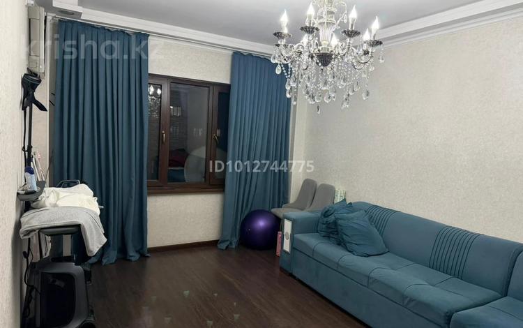 3-бөлмелі пәтер · 70 м² · 4/5 қабат, мкр Карасу, Карасу ш/а 70/78 — 64 мектеп, бағасы: 28 млн ₸ в Шымкенте, Аль-Фарабийский р-н — фото 2