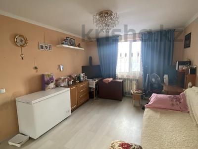 2-комнатная квартира, 40 м², 3/4 этаж, мкр Уркер, Сексек ата 11 за 8.5 млн 〒 в Астане, Есильский р-н