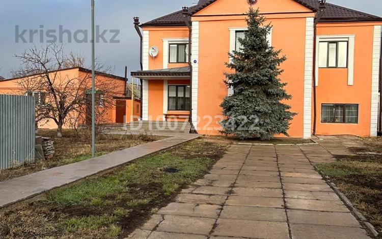 Отдельный дом · 8 комнат · 280 м² · 15 сот., Шевченко 137/1 — Айтиева за 120 млн ₸ в Уральске — фото 2