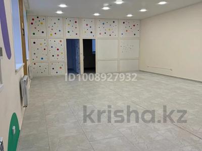 Офисы, салоны красоты, фитнес и спорт, образование, конференц-залы, кабинеты и рабочие места, студии · 100 м² за 400 000 〒 в Павлодаре
