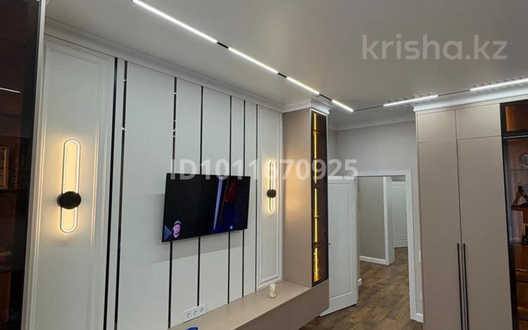 4-комнатная квартира · 140 м² · 3/9 этаж, мкр. Алтын орда, Санкибай батыра 177А за 76.5 млн ₸ в Актобе — фото 2