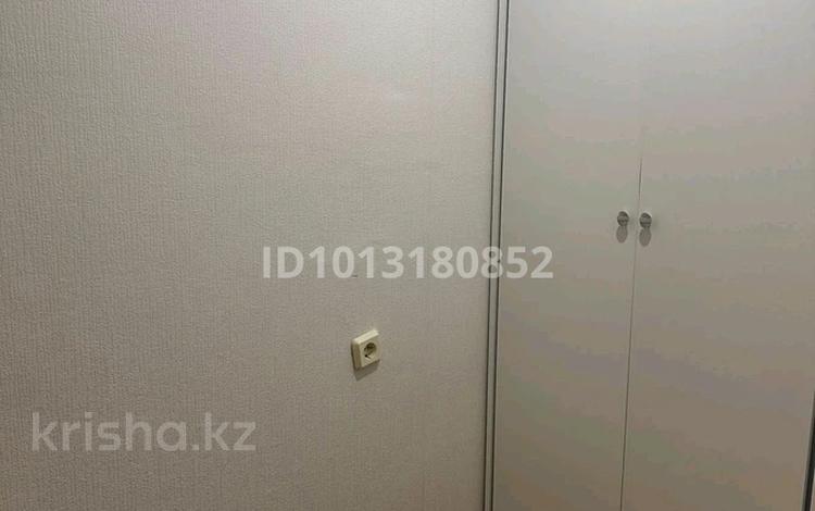 1-комнатная квартира · 39 м² · 4/5 этаж, мкр Жана Орда 14 за 15.8 млн ₸ в Уральске — фото 9