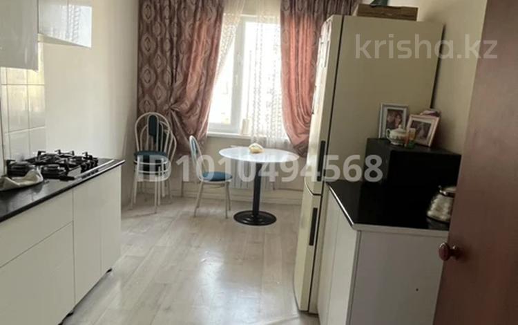 2-бөлмелі пәтер · 70 м² · 3/5 қабат, мкр Арай-2 3, бағасы: 20 млн ₸ в Таразе — фото 2