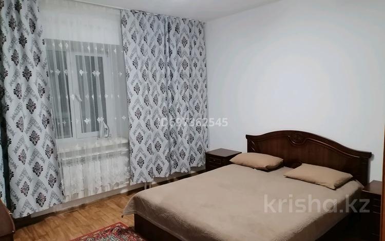 1-бөлмелі пәтер, 43 м², 4/9 қабат тәулік бойы, Глинки 36, бағасы: 8 000 〒 в Семее — фото 2